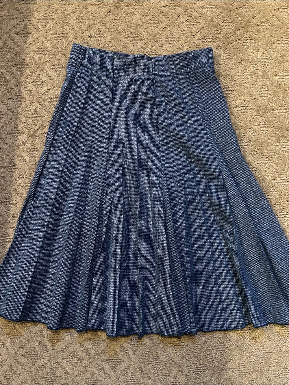 Orly NY Blue houndstooth pattern Pleated Midi Skirt